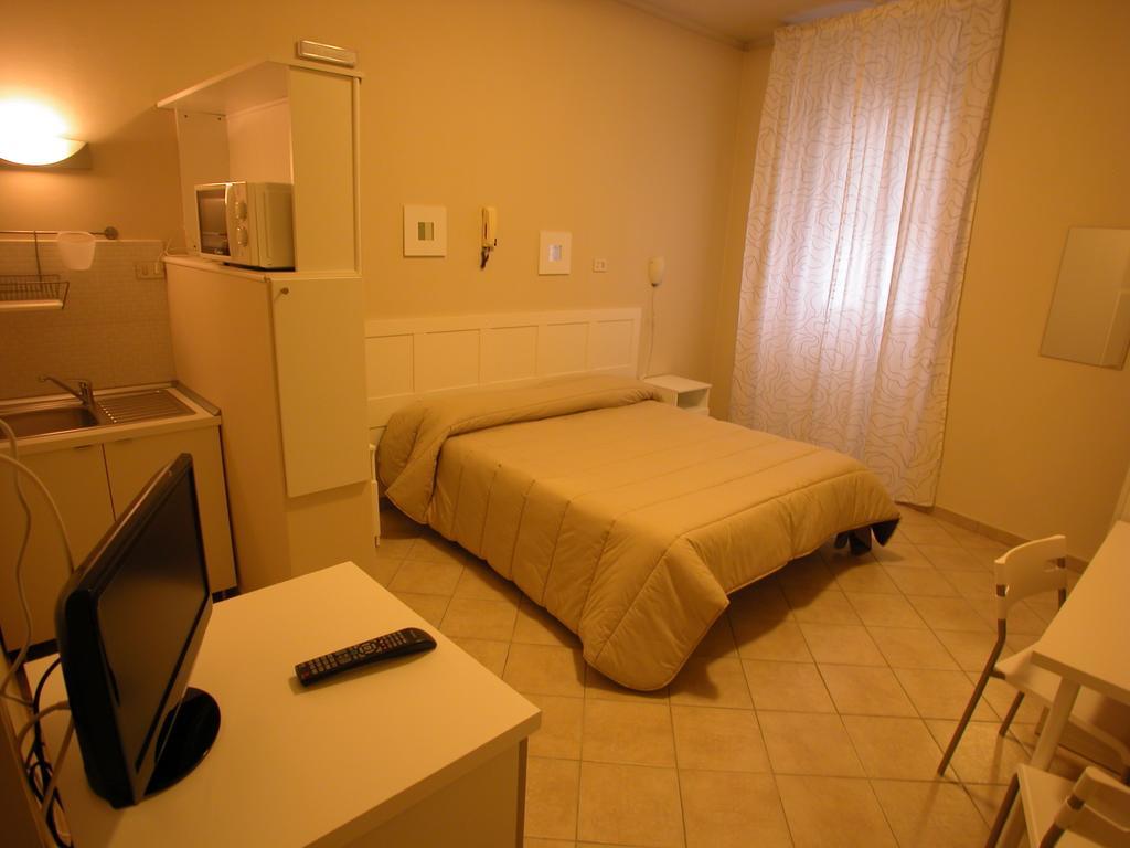 Guest House Roma Prato Rum bild
