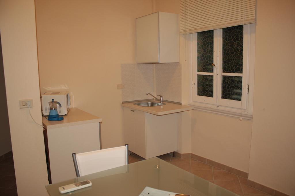 Guest House Roma Prato Rum bild