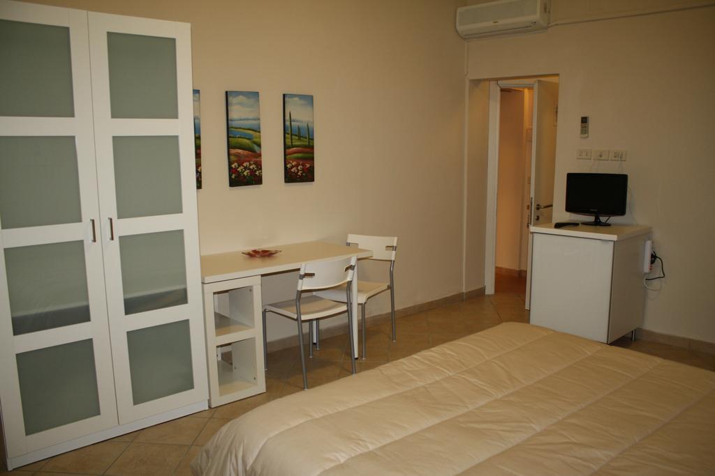 Guest House Roma Prato Rum bild